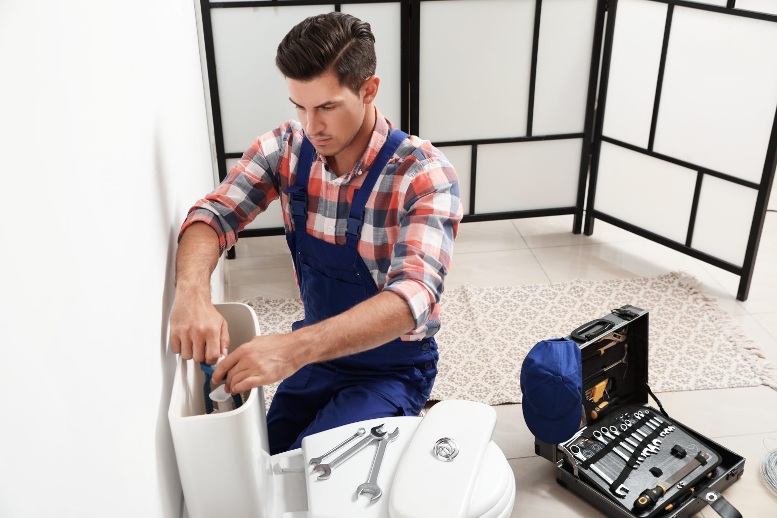 How to Fix a Slow-Filling Toilet